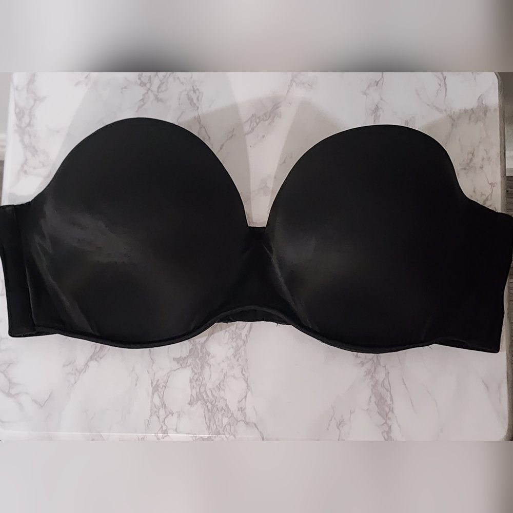 Cacique Black Strapless Bra Sz 44 DDD